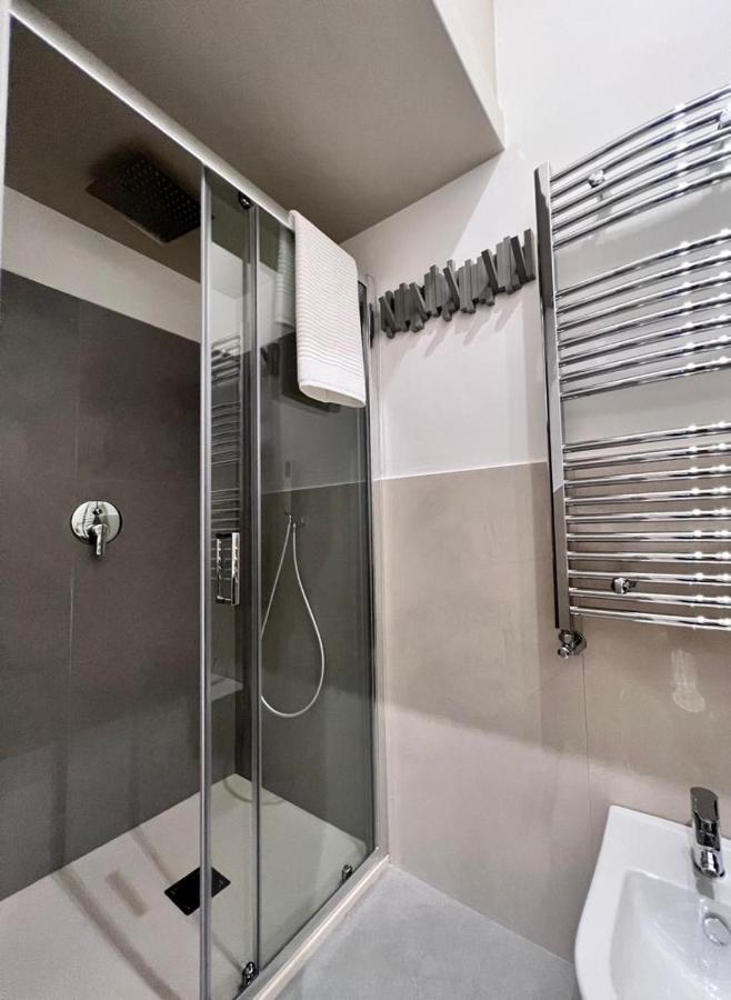 Visconti 90 Apartment Бари Екстериор снимка